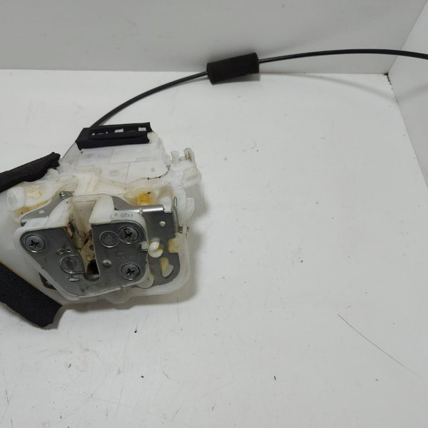Fechadura Porta T.e Subaru Forester 2.0 2010 Cx142