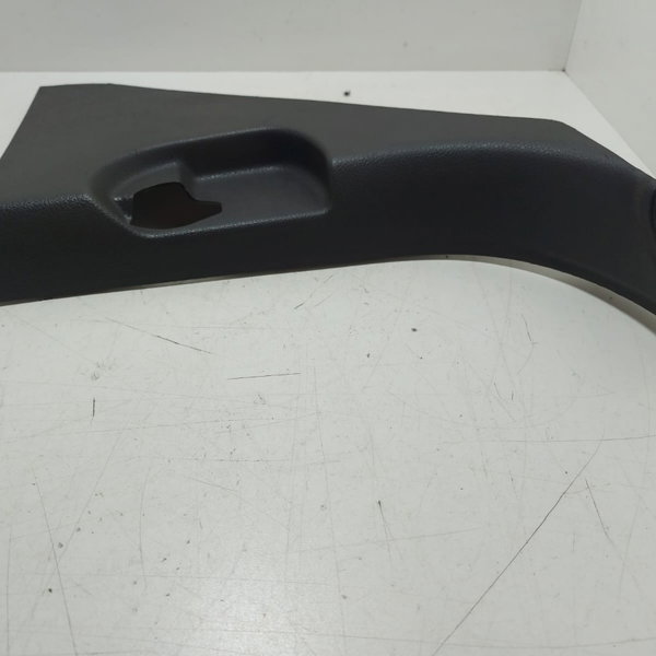 Acabamento Inferior Pé Coluna D.e Volkswagen Amarok 14 Cx211