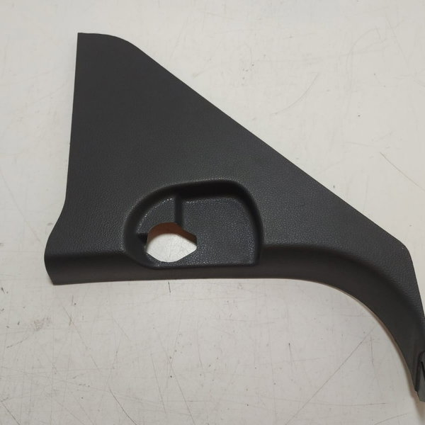 Acabamento Inferior Pé Coluna D.e Volkswagen Amarok 14 Cx211