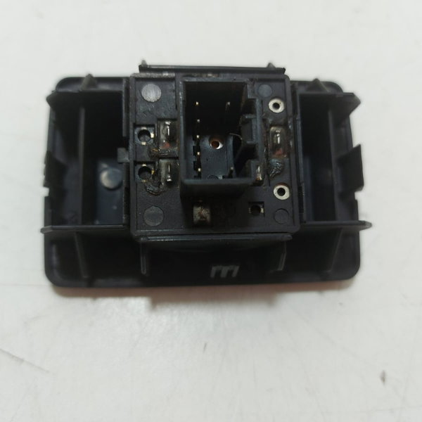 Botão Comando Elétrico Retrovisor Ssangyoung Musso 01 Cx122
