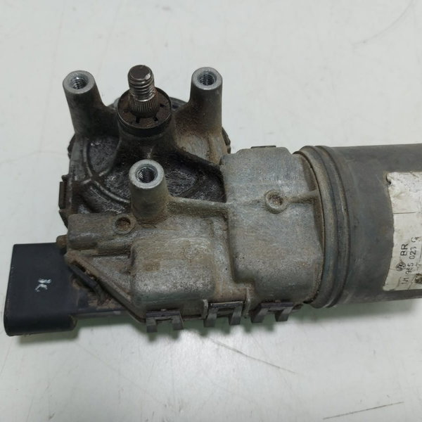 Motor Limpador Para Brisa Vw Golf 99/06 (1j1955113b) Cx69