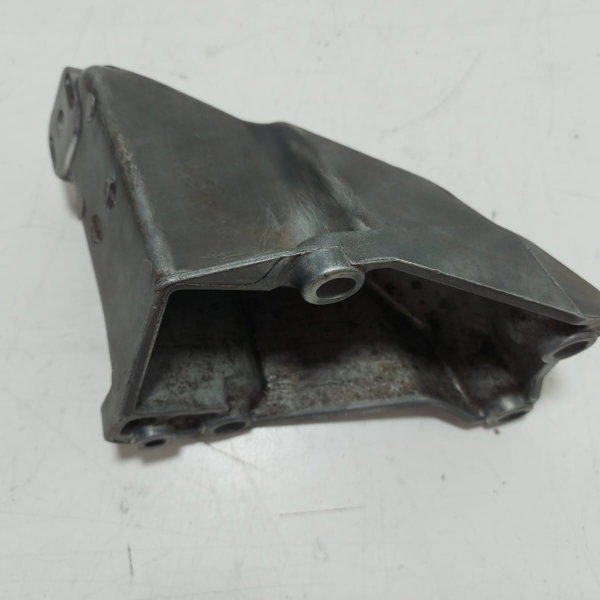 Suporte Coxim Motor A4/ Passat 1.8 Turb (8d0 199 307l) Cx162