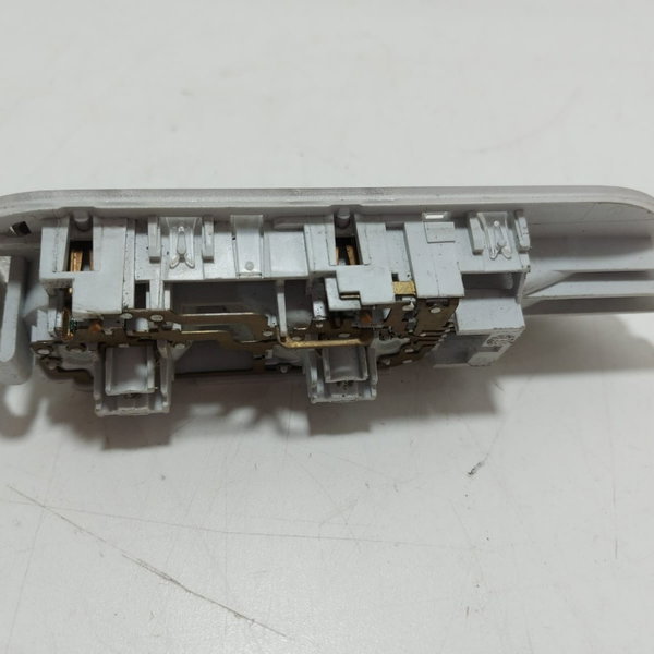 Luz De Teto Renault Sandero /duster (8200073231) Cx84