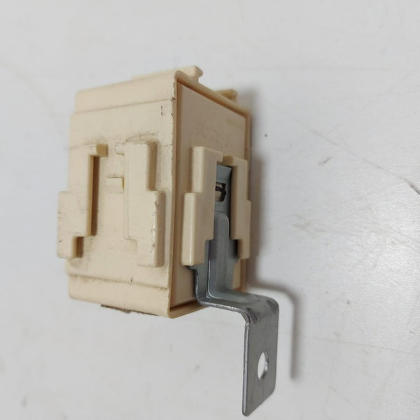 Rele Sensor Buzzer Ssangyong (82120-08500 )  2009 Cx158
