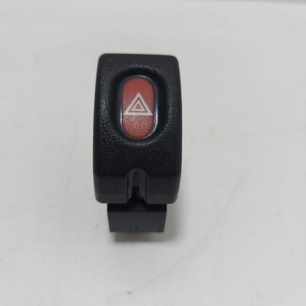 Botão Pisca Alerta Gm Corsa 2005 Cx117 Preto