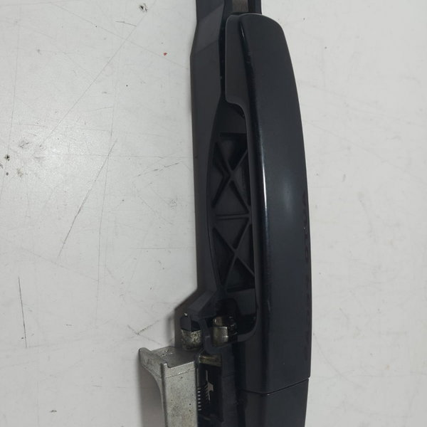 Maçaneta Externa Diant. Direita Nissan/frontier 2011  Cx130 Preto