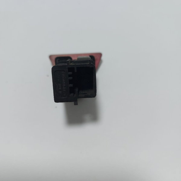 Botão Pisca Alerta Peugeot 307  2004/2012 Cx117 Vermelho