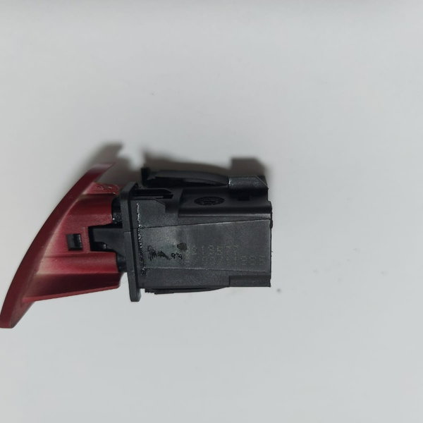 Botão Pisca Alerta Peugeot 307  2004/2012 Cx117 Vermelho