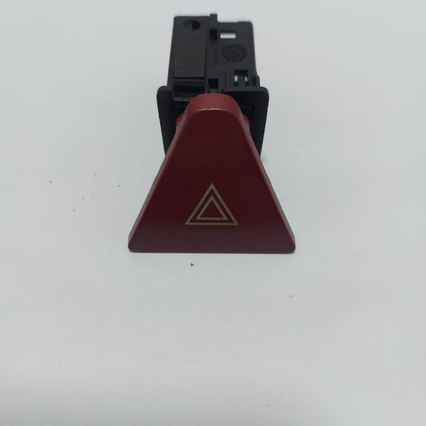 Botão Pisca Alerta Peugeot 307  2004/2012 Cx117 Vermelho