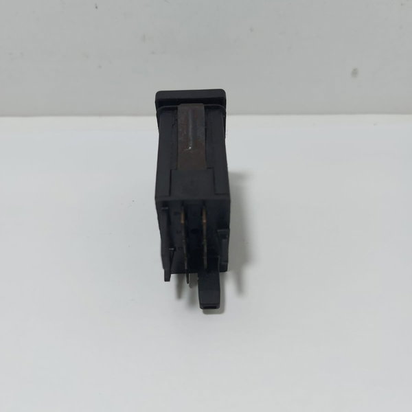Botão Pisca Alerta Audi 80s Original Cx117 Preto