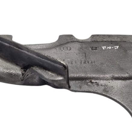 Carcaça Da Válvula Termostática Audi V6 2.8 Cx476