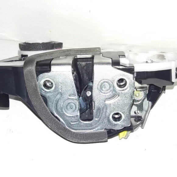 Fechadura De Porta Honda Wrv Dianteira Esquerda 2018 Cx137