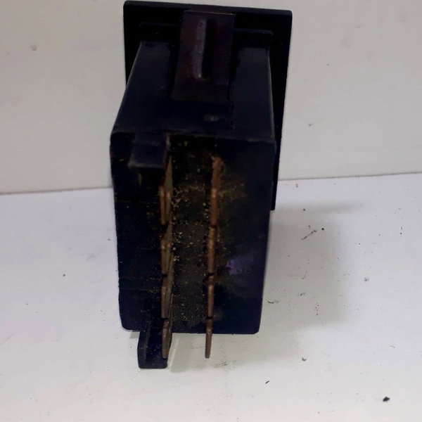 Botão Alerta G3 Saveiro Parati Gol R1 Cx117 Preto