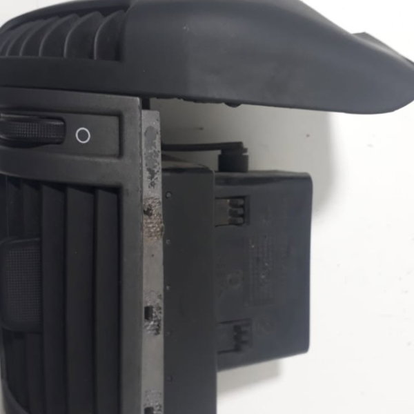 Difusor Do Ar Esquerdo Fiat Stilo  2007 Cx109