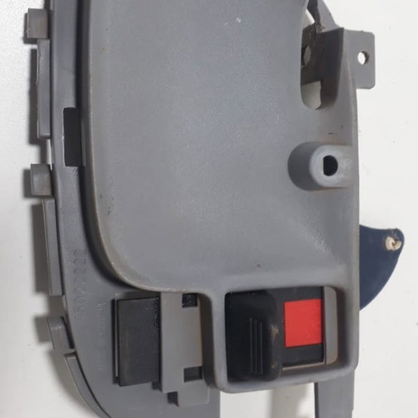 Maçaneta Interna L.d. Silverado 97 Cx134 Dianteira