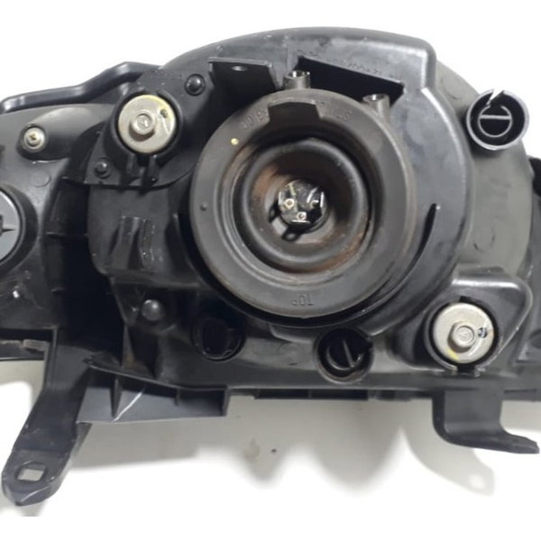 Farol Dianteiro Direito L200 Triton 2014 Cx564 Direito