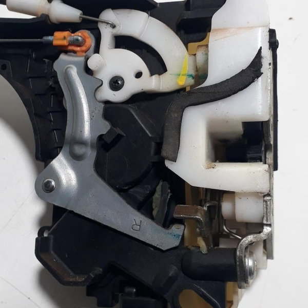 Fechadura De Porta Dianteira Direita L200 Triton 2014 Cx142
