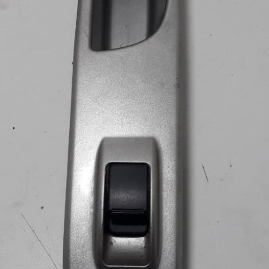 Comando Vidro Traseiro Esquerdo L200 Triton 2014 Cx88