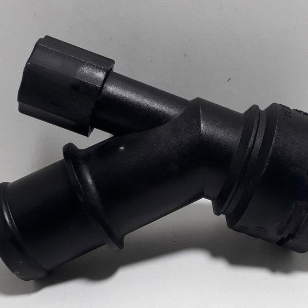 Flange Conexão Inferior Radiador Audi A3 2000 Cx156