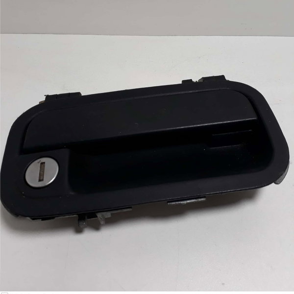 Macaneta Externa Corsa 97 99 Dianteira Direita Cx132 Preto