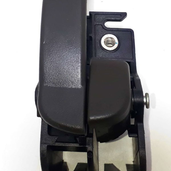 Maçaneta Interna Frontier Sel 08/15 Lado Direito Cx140 Dianteira/traseira