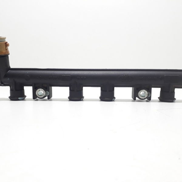 Flauta Injeção Uno/fiorino/strada/ideia/doblo R4  Cx114