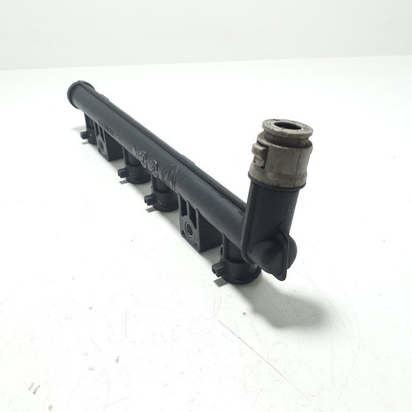 Flauta Injeção Uno/fiorino/strada/ideia/doblo R3  Cx114