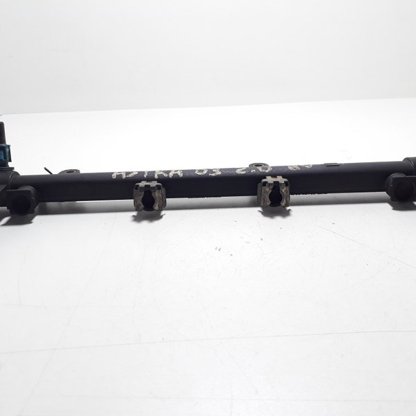 Flauta Injeção Do Astra Zafira 2.0 8v  93 275 195 R4 Cx120