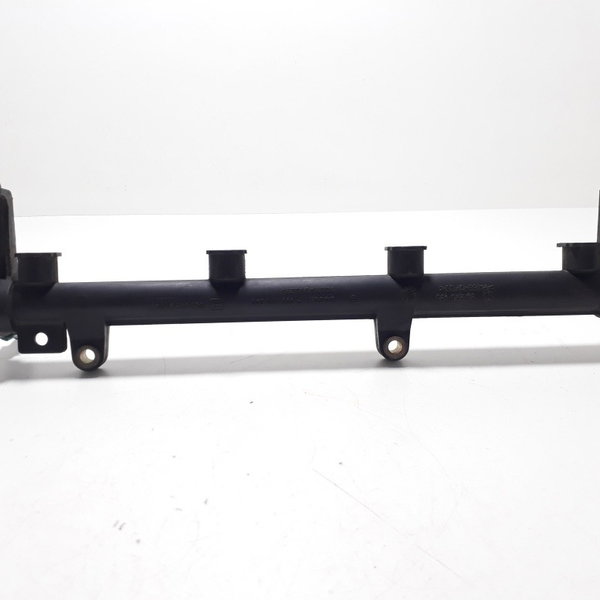 Flauta Injeção Do Astra Zafira 2.0 8v  93 275 195 R2 Cx120