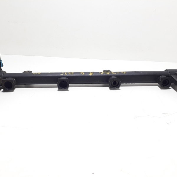 Flauta Injeção Do Astra Zafira 2.0 8v  93 275 195 R1 Cx120