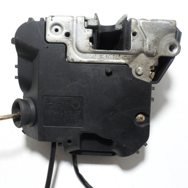 Fechadura De Porta Dianteira Direita Mecedes C320 2001 Cx137