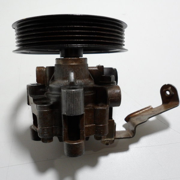 Bomba De Direção Corolla Fielder 1.8 2003 A 2008 R2 Cx334