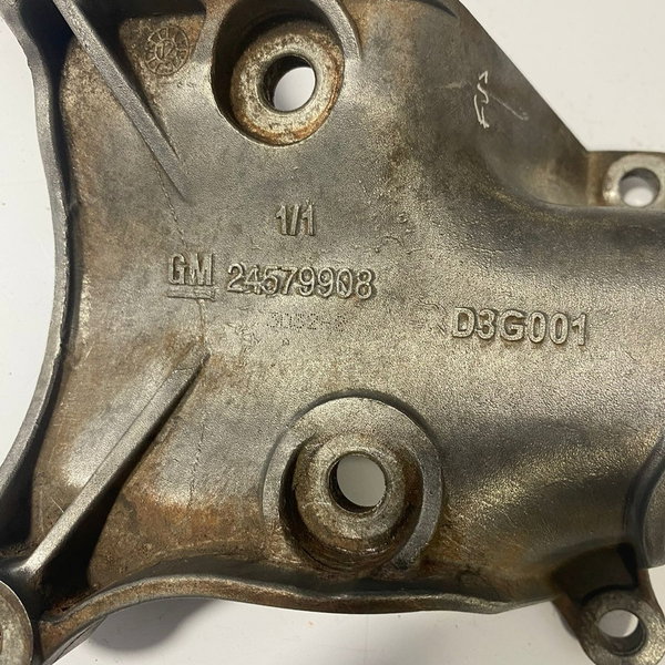 Suporte Do Compressor De Ar Condic S10 2.8 2013 Cx471