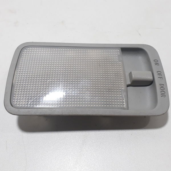 Luz De Teto Toyota Corolla 2006