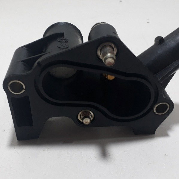 Carcaça Valvula Termostatica Ford Focus 2013 1.6 16v Cx156