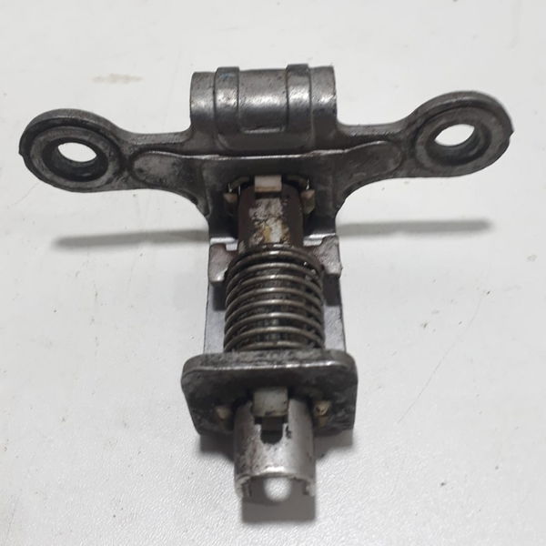 Trava Tampa Traseira Amarok Original 2h5.829.211 Cx94