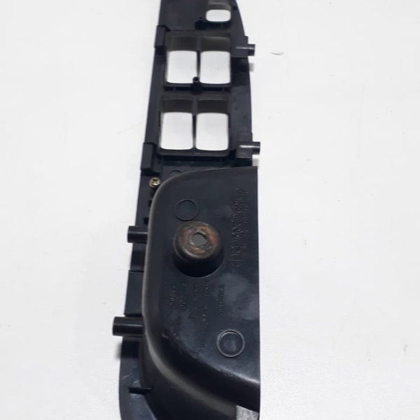 Moldura Comando Vidro Dian Esq Mitsubishi Airtrek  Cx88