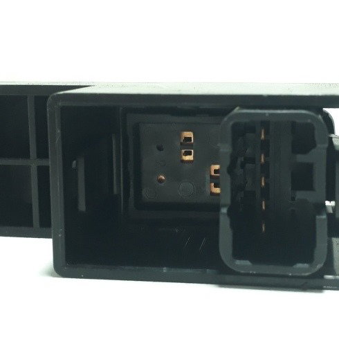 Botao Vidro Elétrico Dianteiro Direito  Airtrek 2006 Cx87