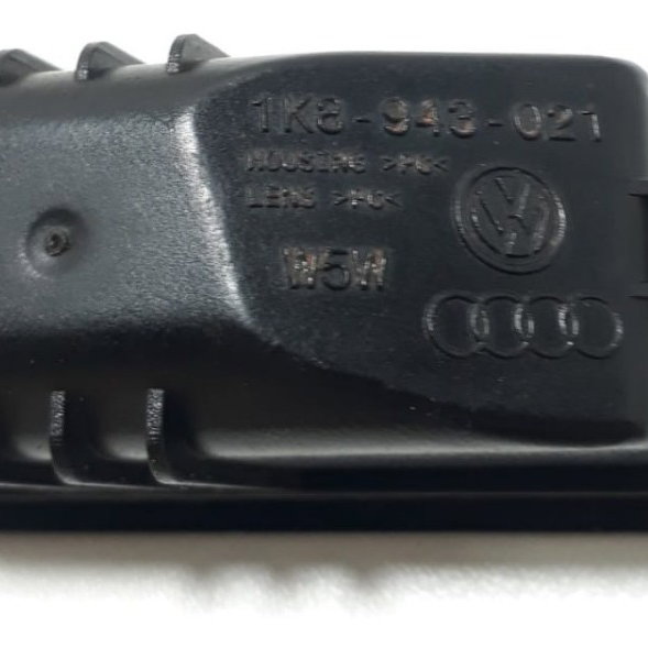 Lanterna Luz Placa Amarok 2010/ 2016  Cx107