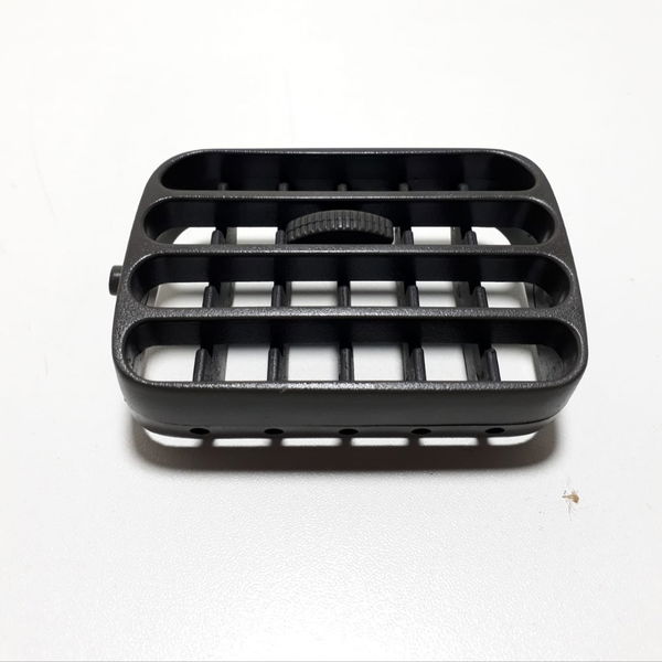 Tela Difusor  Ar Lateral Dir Sportage 98 Cx111