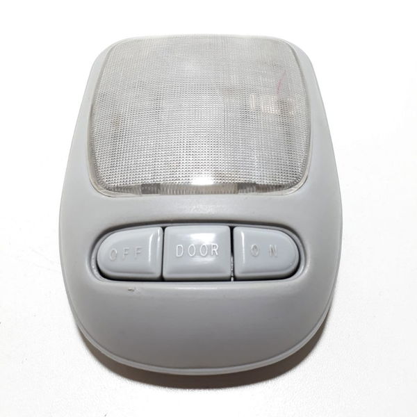 Luz Interna Cortesia Sportage 2001 Cx84