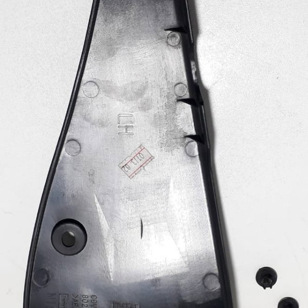 Acabamento Inferior Porta Dianteira L/e Frontier 12 15 Cx220