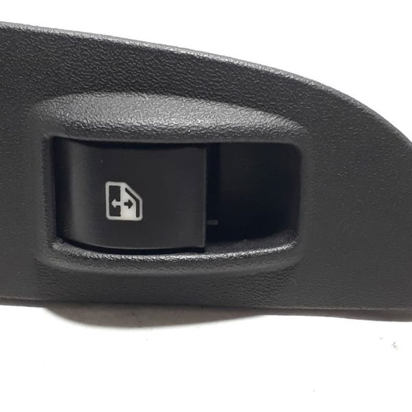 Botão Vidro Elétrico Linea Punto 2008 2012 T.e Cx87