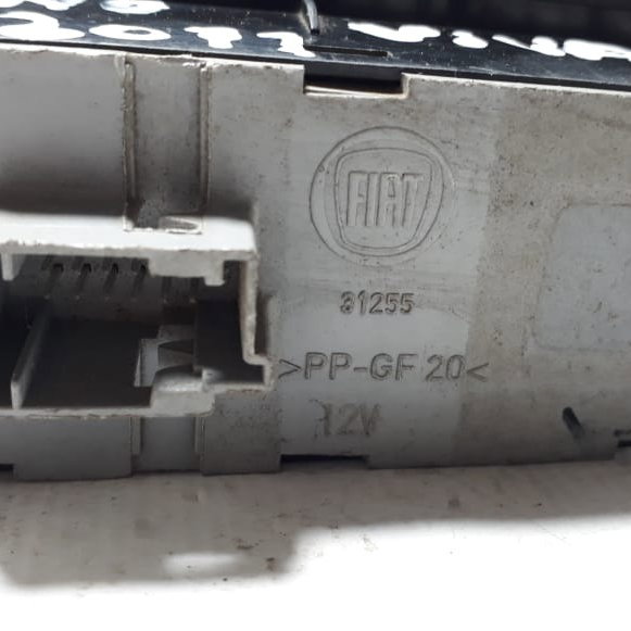 Botão Interruptor Desembaçador Milha Paine Uno Vivace (cx49)