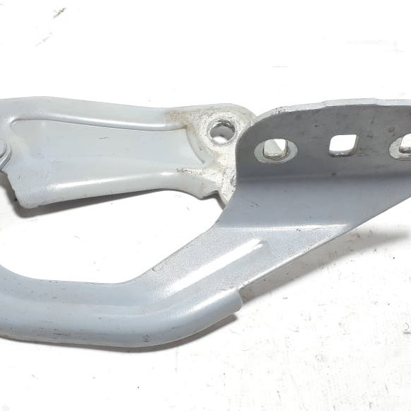 Dobradiça E. Braço Capô Ford Focus 2014 Bm51-a16801-ad Cx136
