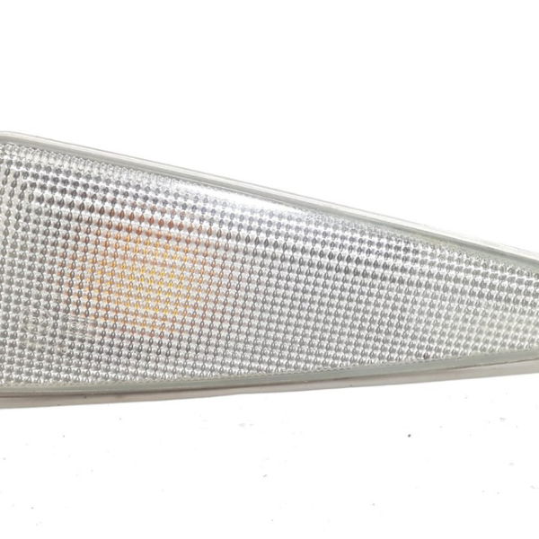 Lanterna Do Paralama Direito Sandero 2007 A 2013 Cx107