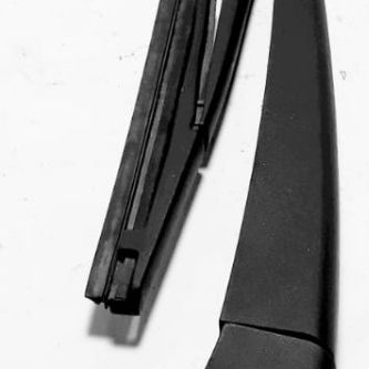 Braço Limpador Traseiro Ford Focus - 2013/2017 Cx143 Preto