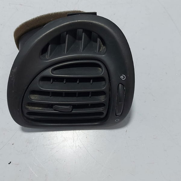 Difusor De Ar Esquerdo Citroen Xsara Picasso 2005 2007 Cx498