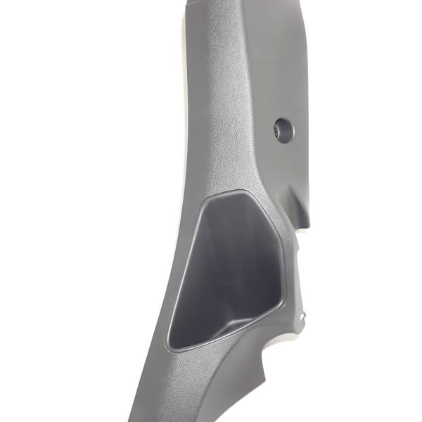 Acabamento Lateral Coluna T.d Focus Hatch 15. Cx177