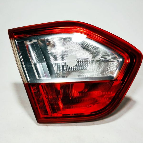 Lanterna Traseira Capo Fluence ( Esquerdo ) 10 A 15 Cx275 Esquerdo Vermelho